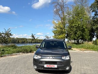 2013 Mitsubishi Outlander III, серый, 1490000 рублей, вид 1