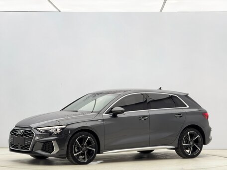 2023 Audi A3 Sportback 35 TFSI IV (8Y), серый, 1730000 рублей, вид 1