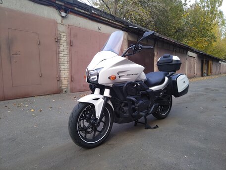 2013 Honda CTX 700, белый, 700000 рублей, вид 4