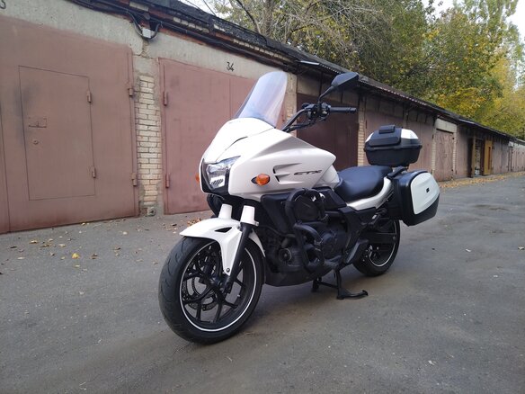 2013 Honda CTX 700, белый, 700000 рублей - вид 3