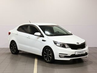 2015 Kia Rio III Рестайлинг, белый, 859000 рублей, вид 4