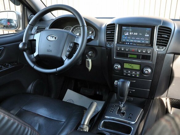 2007 Kia Sorento I Рестайлинг, бежевый, 790000 рублей - вид 9