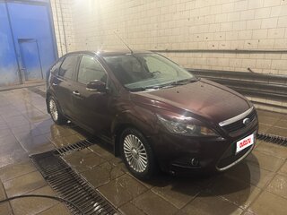 2010 Ford Focus II Рестайлинг, фиолетовый, 665000 рублей, вид 1