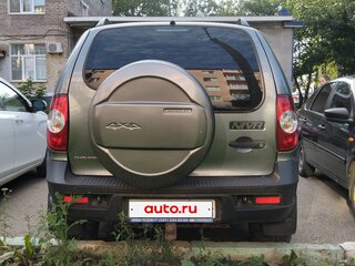 2015 Chevrolet Niva I Рестайлинг, серый, 700000 рублей, вид 3