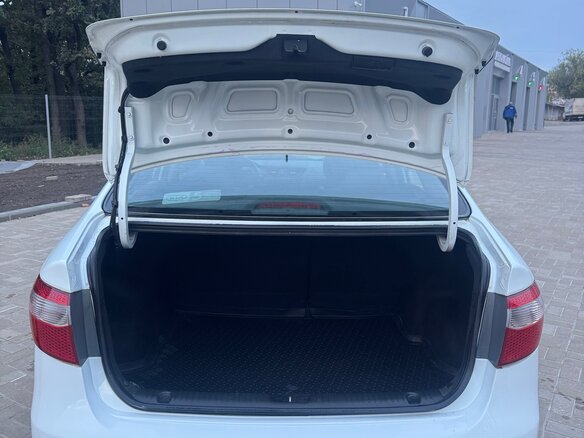 2012 Kia Rio 5-speed III, белый - вид 7