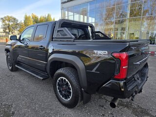 2024 Toyota Tacoma IV, чёрный, 9500000 рублей, вид 3