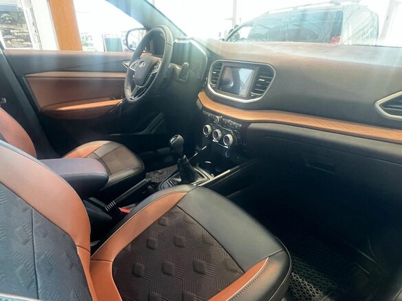 2026 Lada (ВАЗ) Vesta SW Cross I Рестайлинг (NG), серебристый - вид 8
