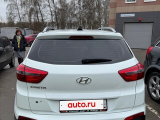 2020 Hyundai Creta I Рестайлинг, белый, 1750000 рублей, вид 3