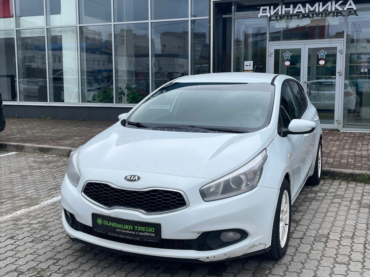 Открыть фотографии: Kia Ceed II