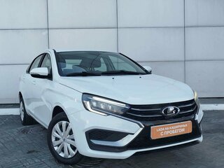2023 Lada (ВАЗ) Vesta I Рестайлинг (NG), белый, 990000 рублей, вид 3