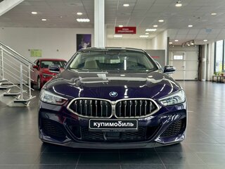2021 BMW 8 серии Gran Coupe M850i xDrive II (G14/G15/G16), фиолетовый, 6990000 рублей, вид 2
