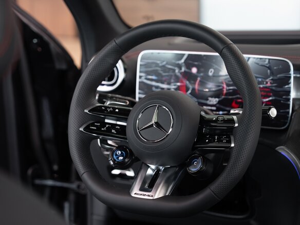 2026 Mercedes-Benz GLC AMG 43 AMG II (X254), чёрный, 9990000 рублей - вид 18