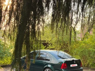 1998 Volkswagen Bora I, зелёный, 300000 рублей, вид 4