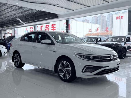 2023 Volkswagen Bora IV (China Market) Рестайлинг, белый, 1200000 рублей, вид 3