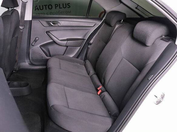 2016 Skoda Rapid I, белый, 800000 рублей - вид 8