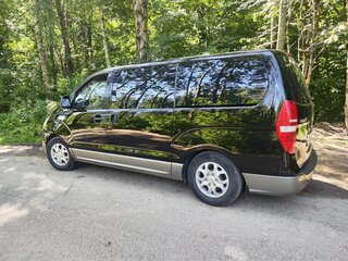 2013 Hyundai H-1 II, чёрный, 1600000 рублей, вид 2