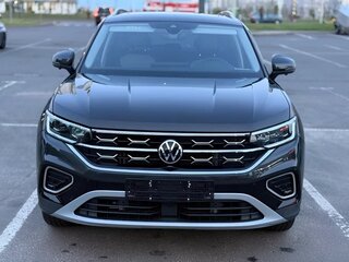 2023 Volkswagen Tayron I Рестайлинг, чёрный, 2390000 рублей, вид 3