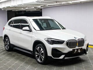 2022 BMW X1 Long 20Li sDrive II (F48) Рестайлинг, белый, 1987000 рублей, вид 3