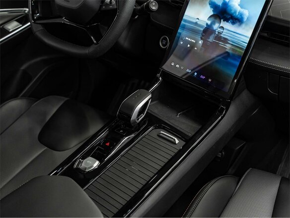 2026 Geely Cityray, серебристый, 3384990 рублей - вид 17