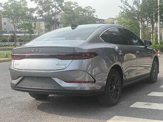 2025 BYD Qin Plus EV 510 I Рестайлинг, серый, 1850000 рублей, вид 5