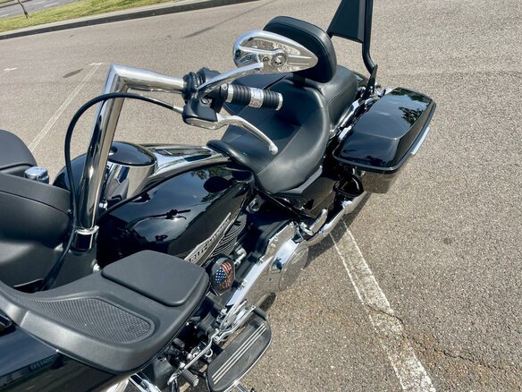 2021 Harley-Davidson Road Glide, чёрный, 1468854 рублей - вид 8