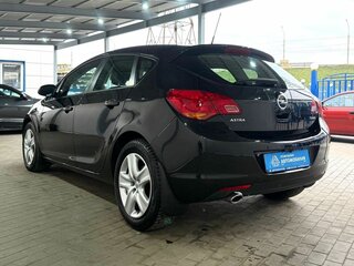 2012 Opel Astra J Рестайлинг, чёрный, 949000 рублей, вид 3