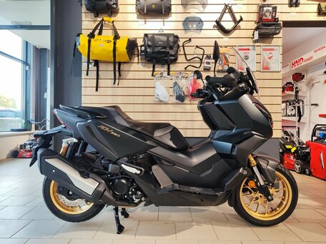 2026 Honda ADV350, чёрный, 1049000 рублей, вид 1
