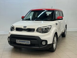 2019 Kia Soul II Рестайлинг, белый, 1505000 рублей, вид 1