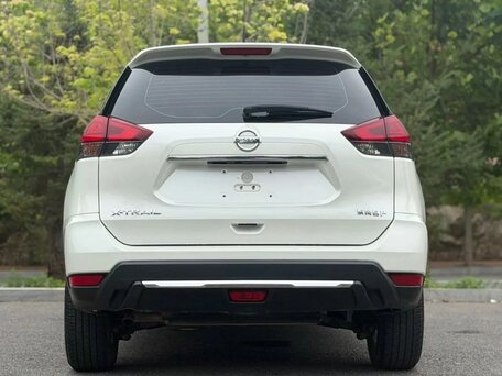 2026 Nissan X-Trail III Рестайлинг 2, белый, 2380000 рублей, вид 5