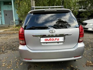 2008 Toyota Wish I Рестайлинг, серебристый, 680000 рублей, вид 4