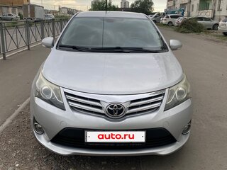 2011 Toyota Avensis III Рестайлинг, серебристый, 1100000 рублей, вид 1