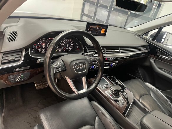 2016 Audi Q7 II (4M), чёрный, 4190000 рублей - вид 16