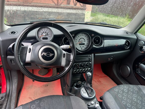 2006 Mini Hatch Cooper I (R50), красный, 530000 рублей - вид 7