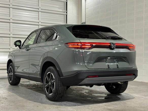 2026 Honda Vezel II Рестайлинг, белый, 1980000 рублей - вид 3