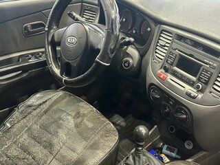 2011 Kia Rio II Рестайлинг, серебристый, 495000 рублей, вид 5