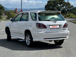 2001 Toyota Harrier I (XU10) Рестайлинг, белый, 750000 рублей, вид 3