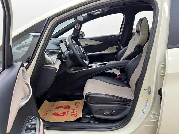 2023 BYD Dolphin 44.9 kWh I, белый, 1350000 рублей - вид 13