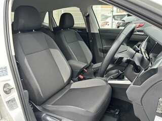 2022 Volkswagen Polo VI Рестайлинг (EU Market), белый, 1415004 рублей, вид 5