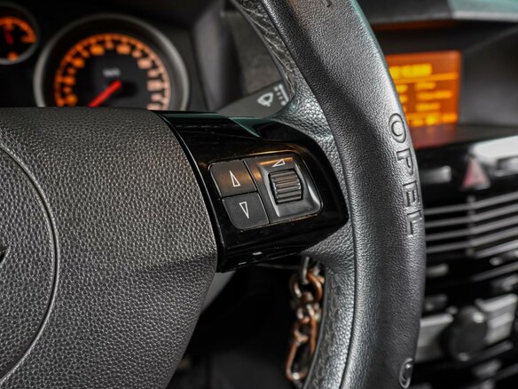 2011 Opel Astra H Рестайлинг, чёрный, 599000 рублей - вид 16