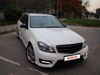2011 Mercedes-Benz C-Класс 200 III (W204) Рестайлинг, белый, 1590000 рублей, вид 4