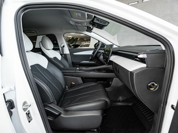 2026 Omoda C5 II, белый, 2629000 рублей - вид 10