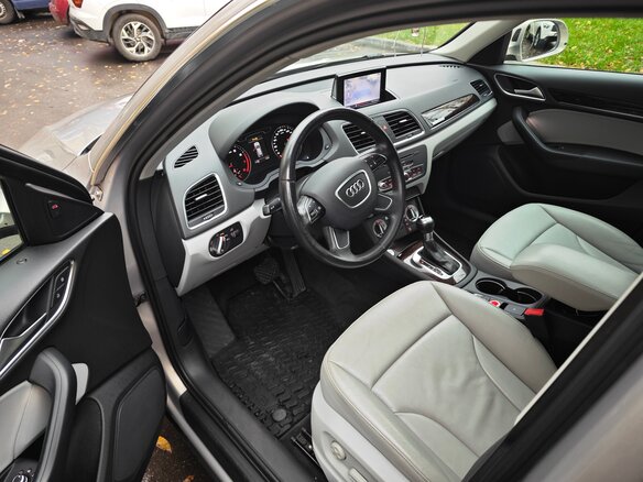 2013 Audi Q3 I (8U), бежевый, 1800000 рублей - вид 4