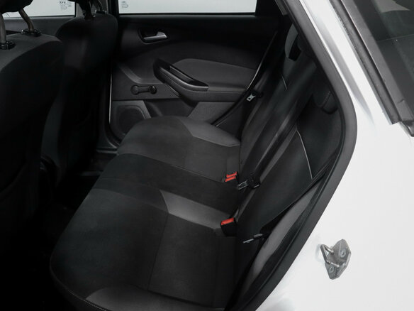 2013 Ford Focus III, белый, 445000 рублей - вид 9