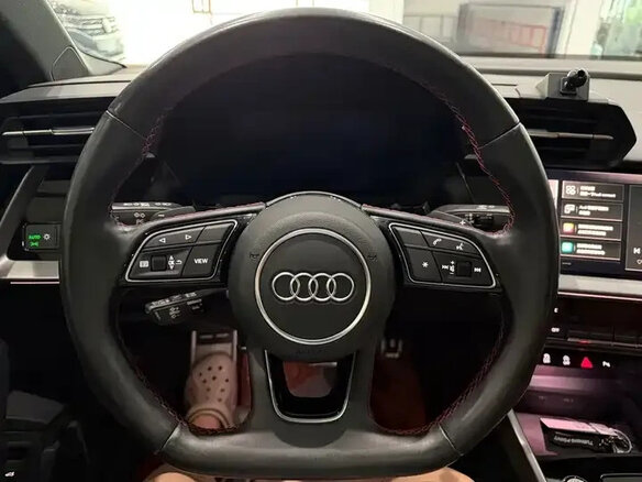 2023 Audi A3 35 TFSI Long IV (8Y), красный, 2495000 рублей - вид 9