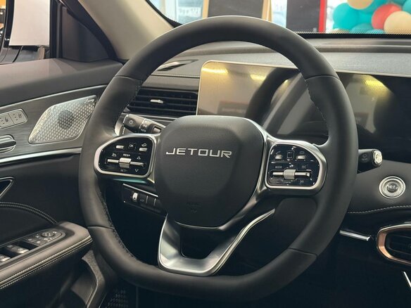 2026 Jetour X70+ I Рестайлинг, чёрный - вид 16