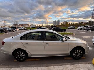 2018 Volkswagen Jetta VI Рестайлинг, серебристый, 1250000 рублей, вид 2