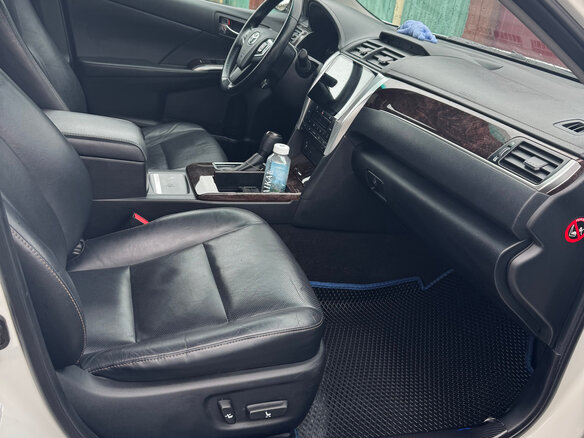 2017 Toyota Camry VII (XV50) Рестайлинг 2, белый, 2270000 рублей - вид 6
