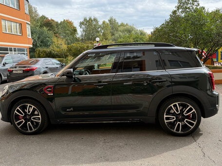 2022 Mini Countryman JCW John Cooper Works II Рестайлинг, зелёный, 4800000 рублей, вид 3