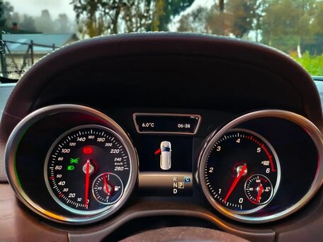 2016 Mercedes-Benz GLS 350 d I (X166), коричневый, 3800000 рублей, вид 4