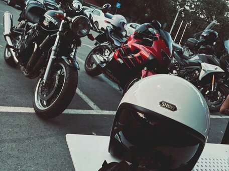 1998 Suzuki GSX 750, чёрный, 350000 рублей, вид 3